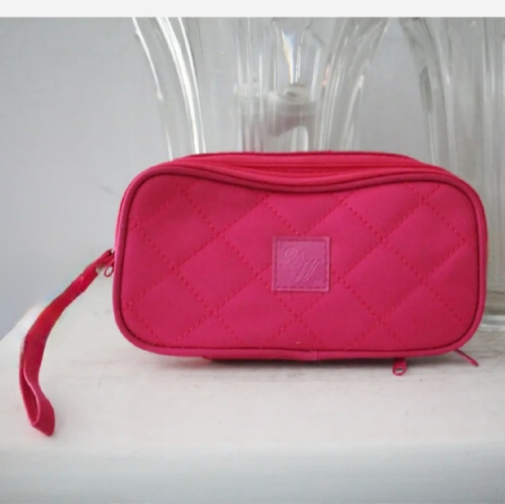 DW Cosmetic Bag